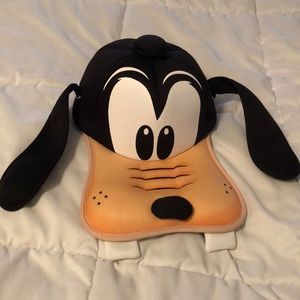 Goofy baseball hat Disney Parks exclusive